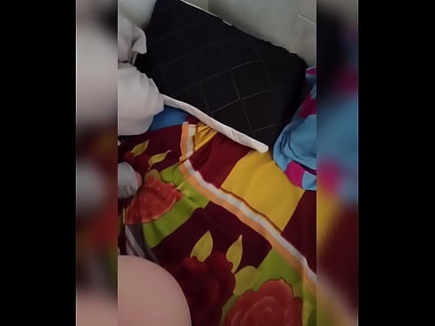 ❤️ Min værelseskammerat bliver alene hjemme fordi hendes mand er på ferie og jeg benytter lejligheden til at kneppe hende og fylde hendes røv med mælk ️❌ Porno at da.91sexy.top ☑